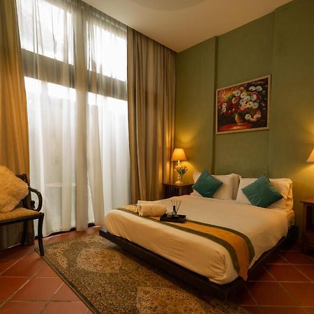 Spices Hotel George Town Buitenkant foto