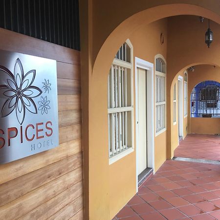 Spices Hotel George Town Buitenkant foto