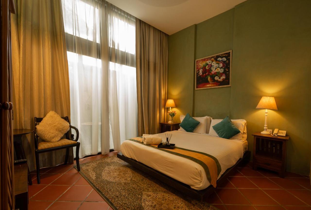 Spices Hotel George Town Buitenkant foto