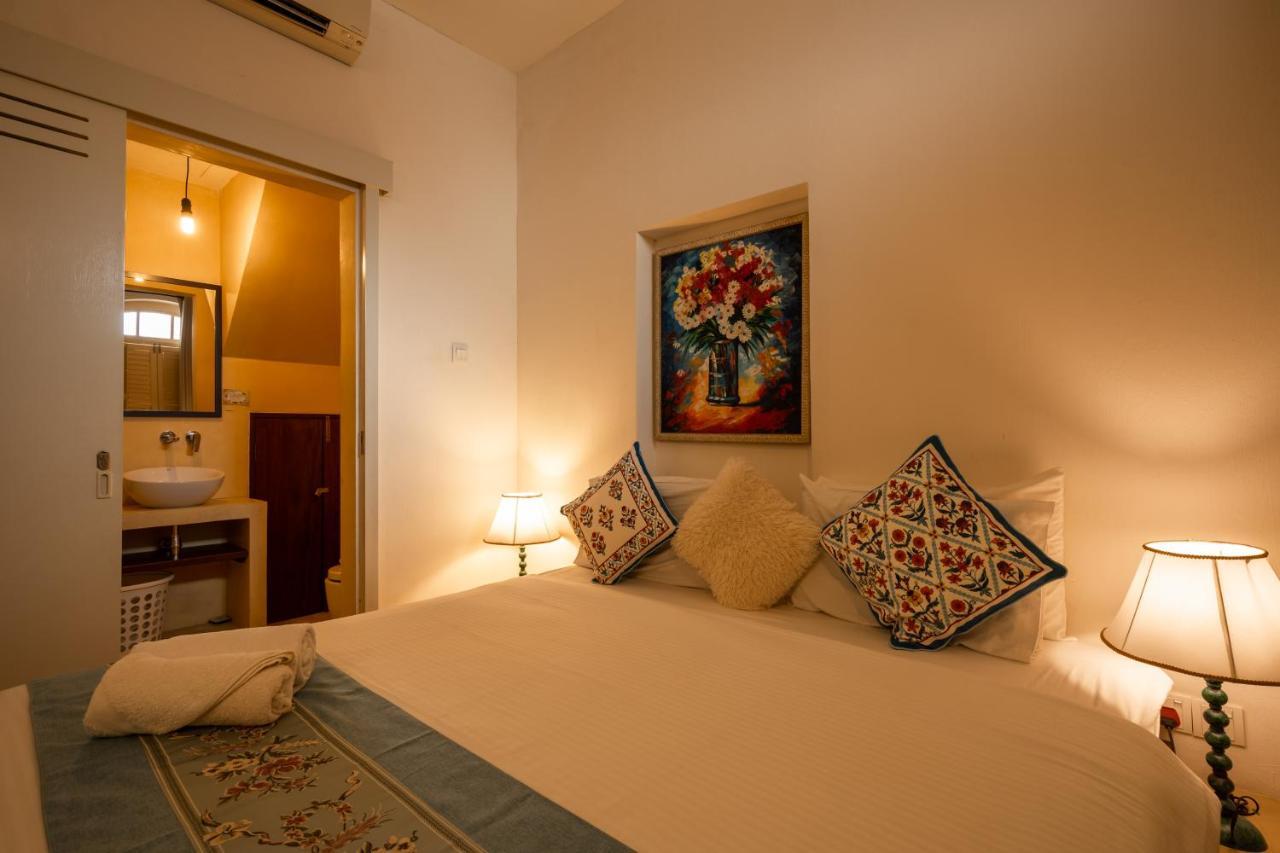 Spices Hotel George Town Buitenkant foto