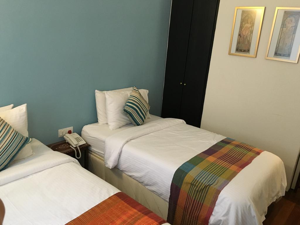 Spices Hotel George Town Buitenkant foto