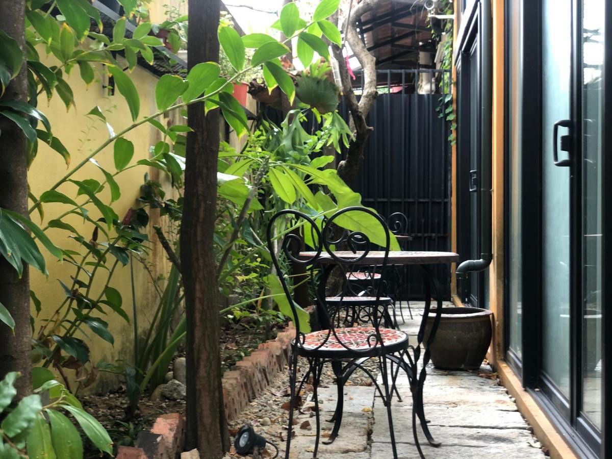 Spices Hotel George Town Buitenkant foto